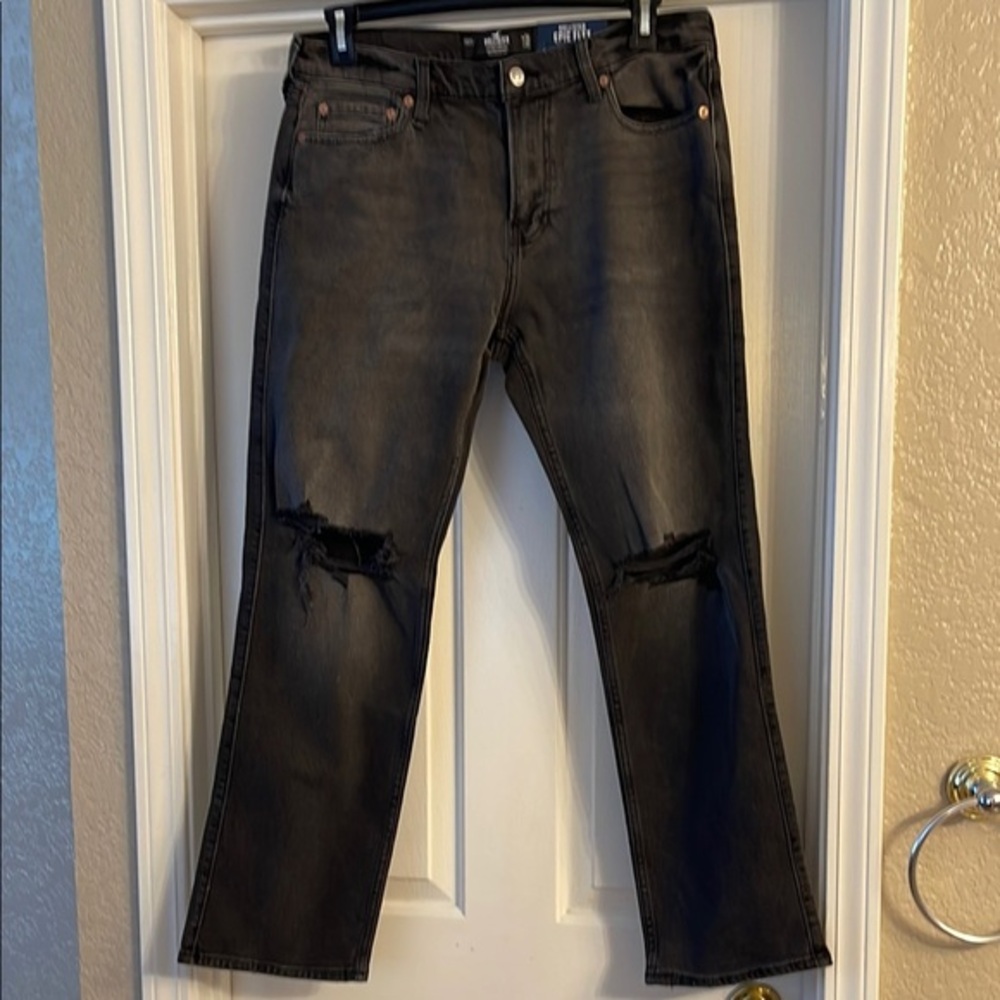 NWT Hollister epic flex Men's Black Distressed Jeans size 34Wx32L